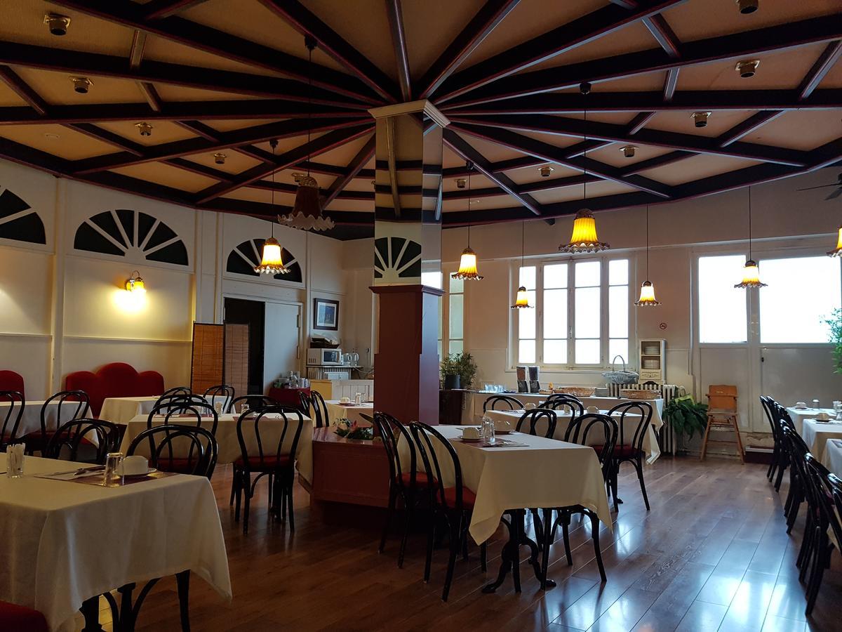 Hotel Bar Restaurant Saint Paul Verdun-sur-Meuse Exterior foto