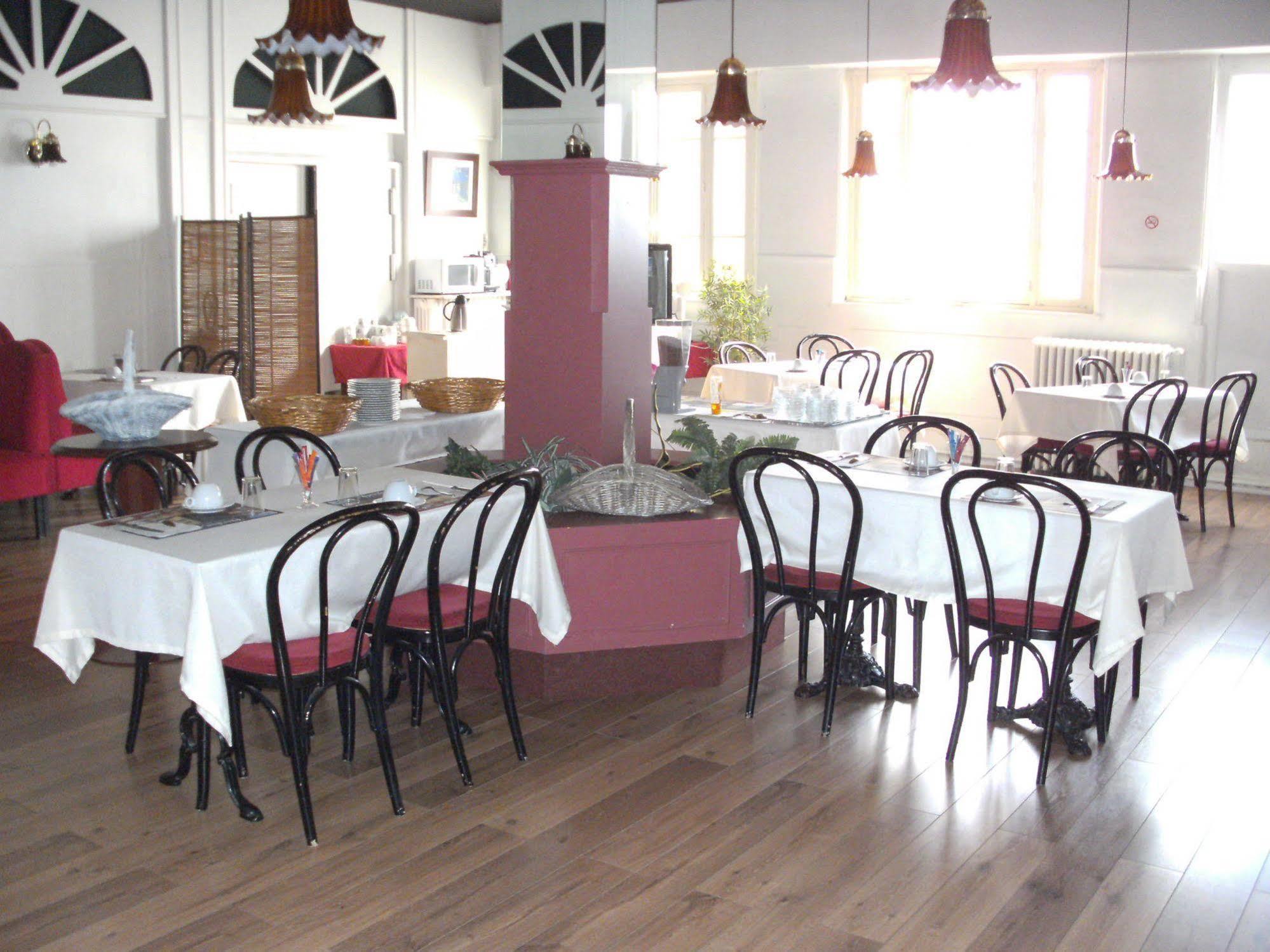 Hotel Bar Restaurant Saint Paul Verdun-sur-Meuse Exterior foto